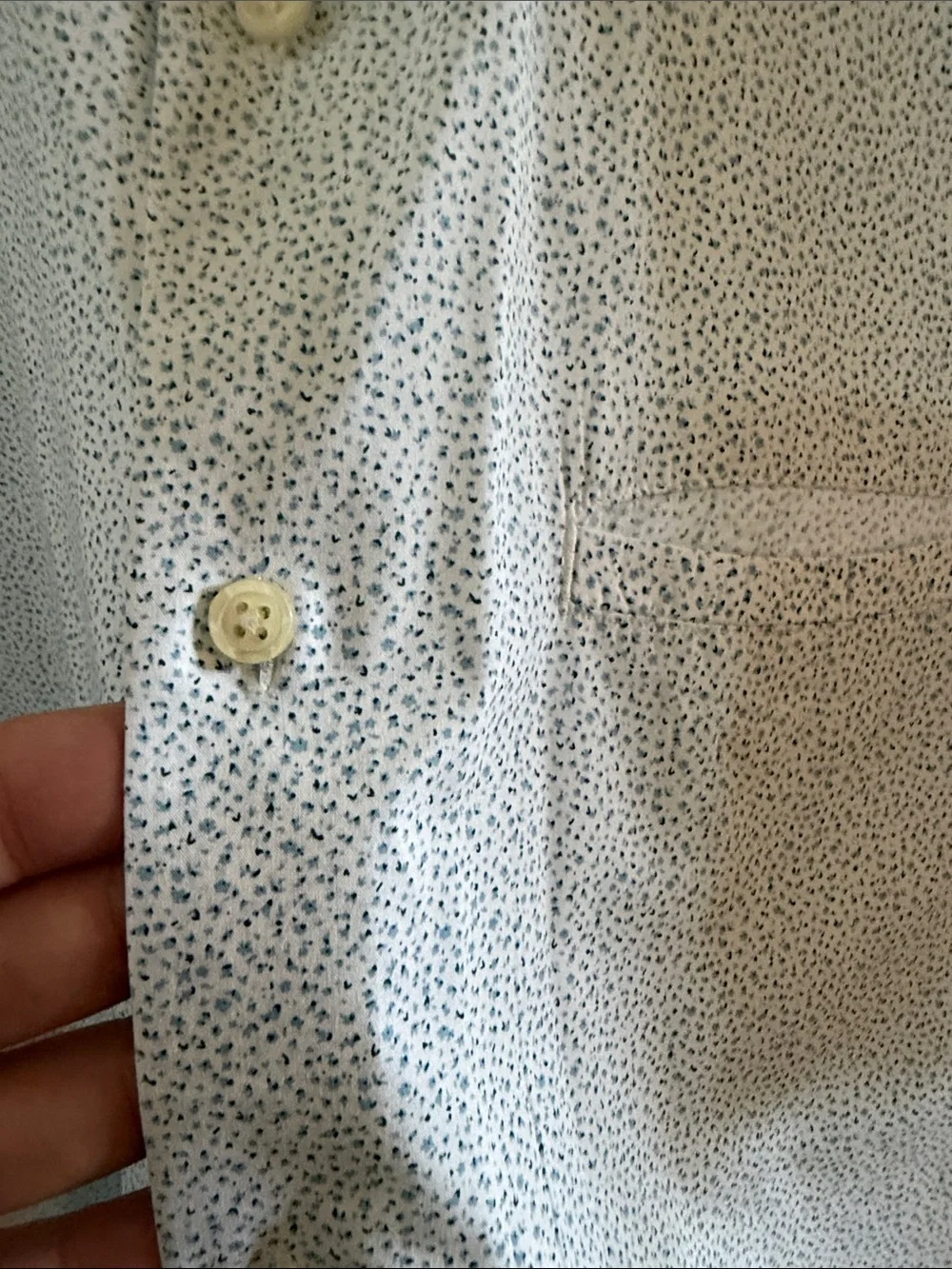 Banana Republic Light Blue Microdot Short-Sleeve Button-Down Shirt